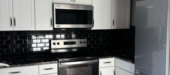 Plymouth Suites Hotel