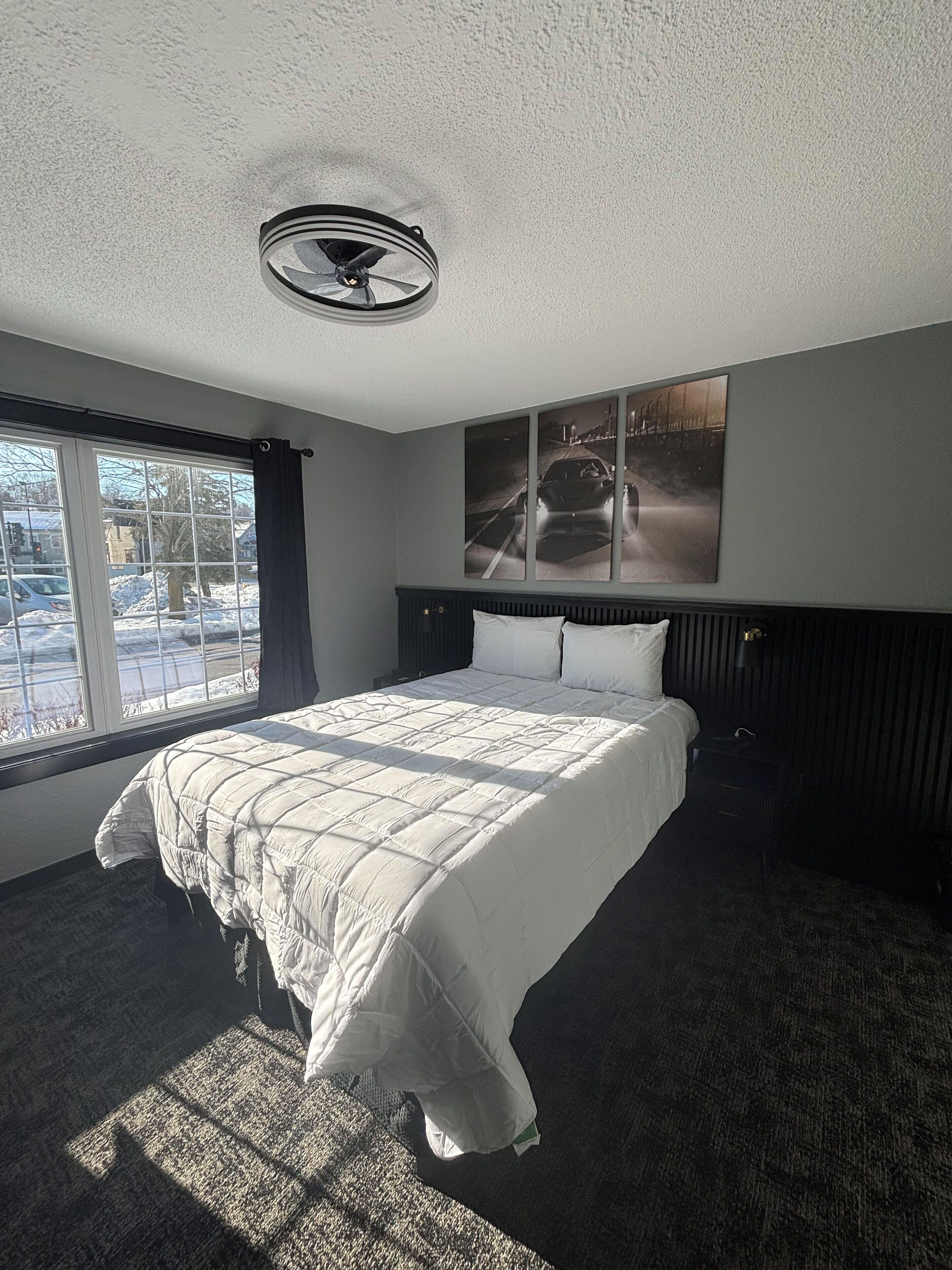 Suite Luxe | Bureau, espace de travail pour ordinateur portable, Wi-Fi gratuit