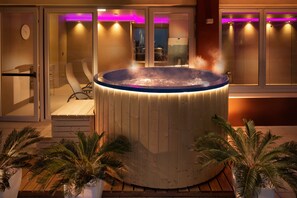 Sauna, hot tub, steam room, Turkish bath/hammam, body treatments - Hotel Ascot & Spa (Rimini)