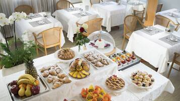 Free daily local cuisine breakfast