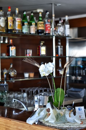 Bar (on property) - Hotel Ascot & Spa (Rimini)