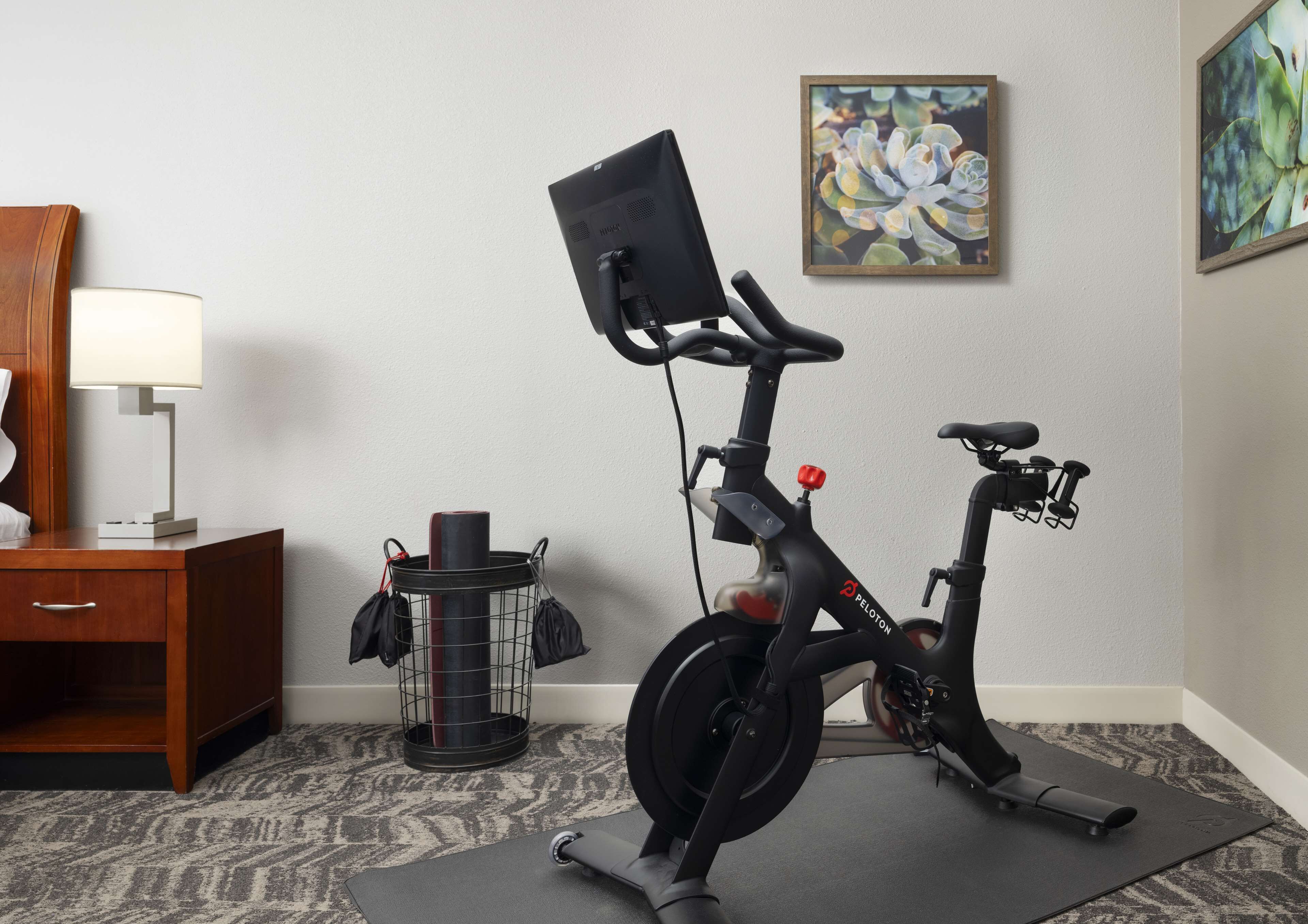 room, 1 king bed | premium bedding, desk, laptop workspace, blackout curtains