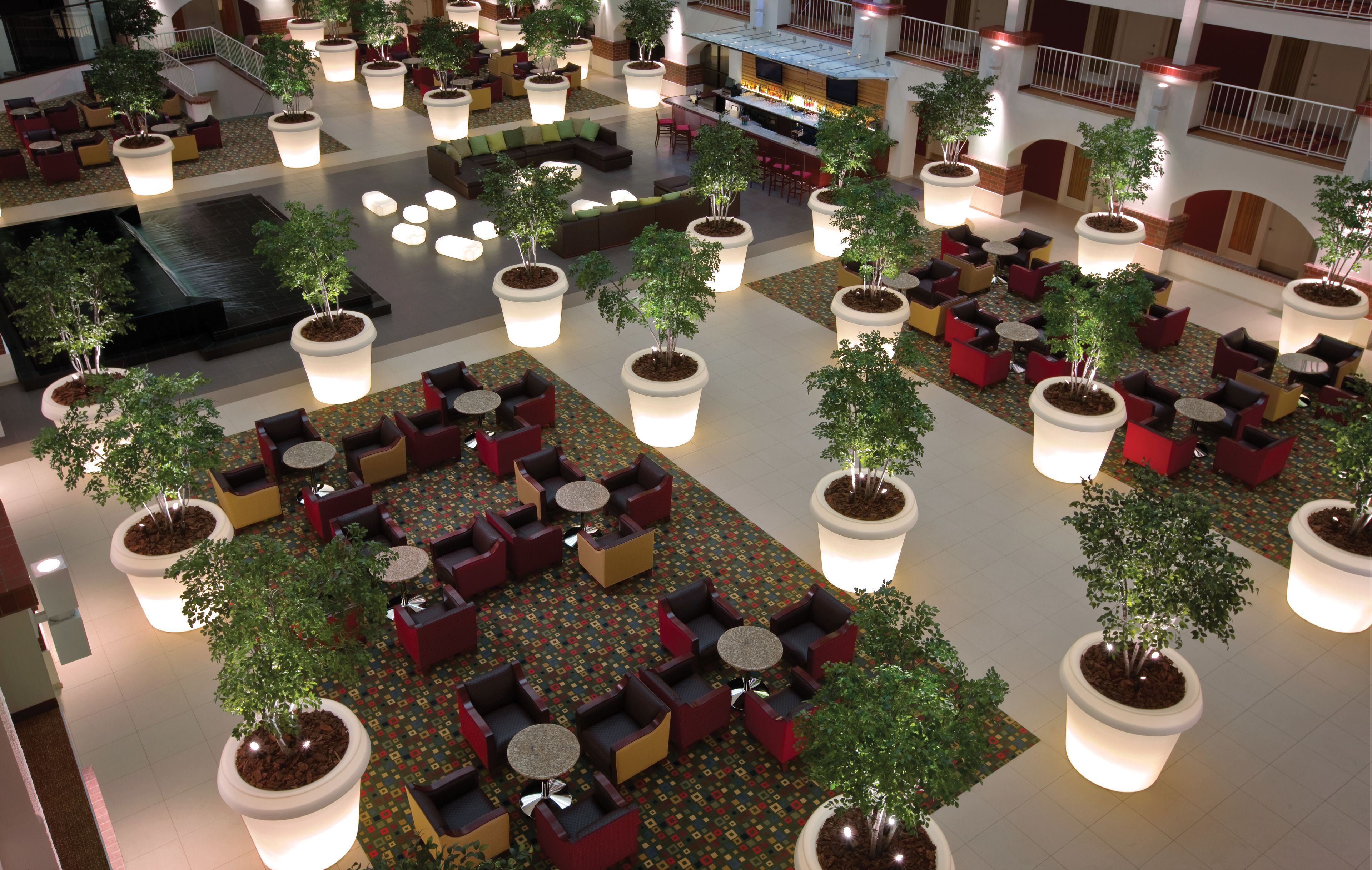 Lobby lounge