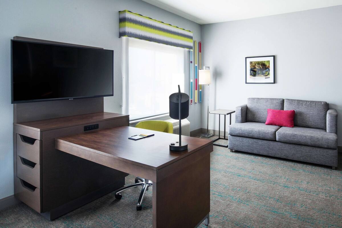 king studio w/sofabed | premium bedding, pillow-top beds, in-room safe, desk