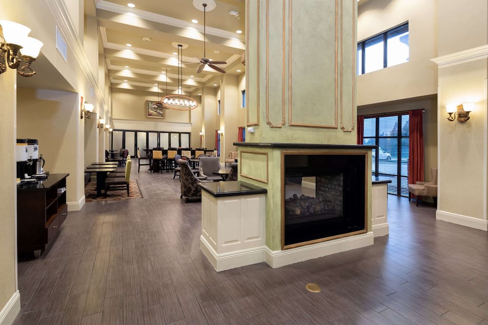 Hampton Inn & Suites Baton Rouge - I-10 East