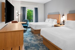 客房, 2 张大床, 无烟房 | 办公桌、笔记本电脑工作区、遮光窗帘、熨斗/熨衣板