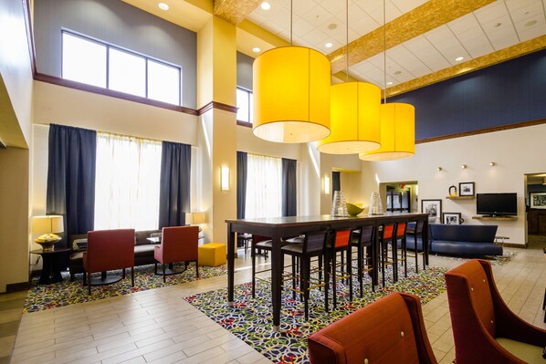 Restaurant - Hampton Inn & Suites Natchez (Natchez)
