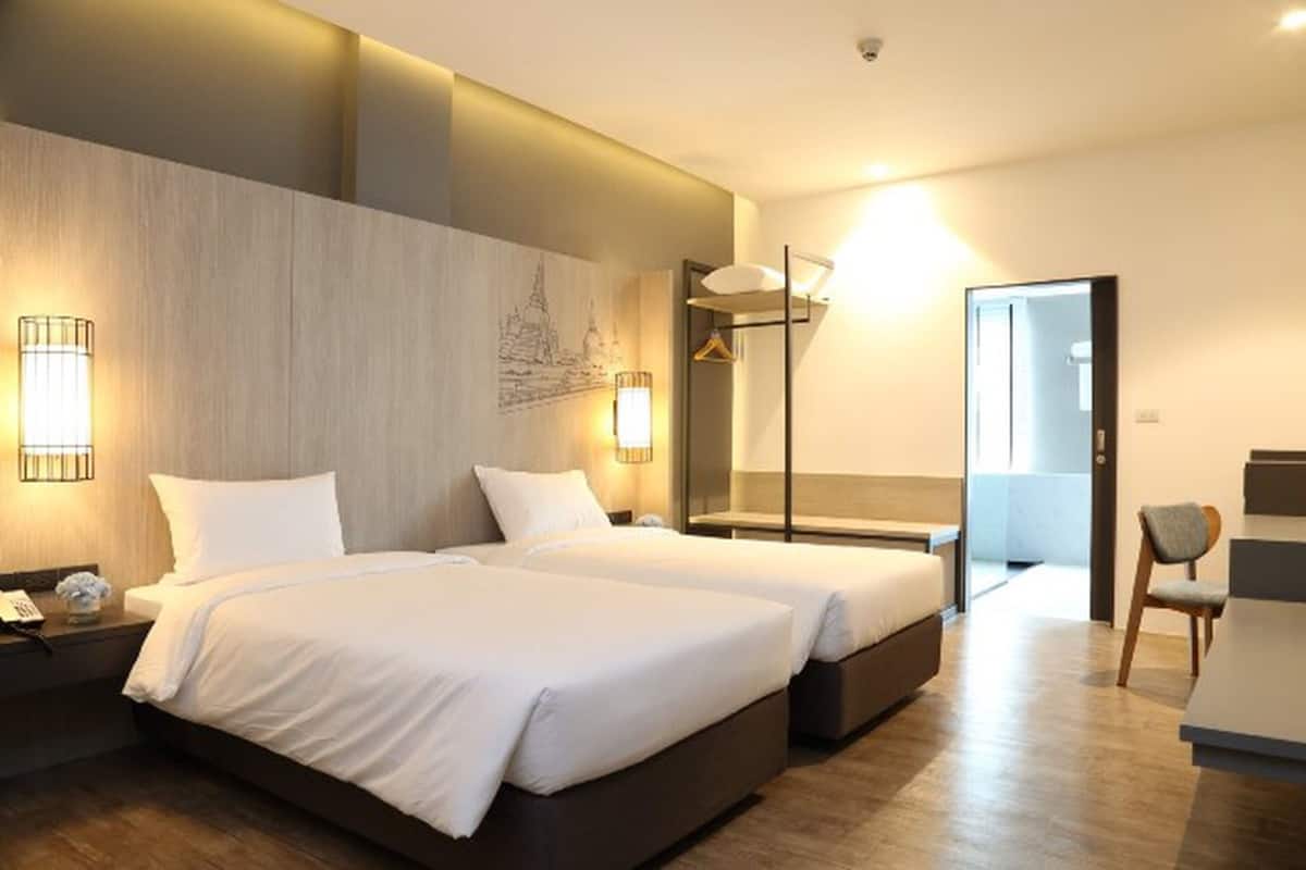 Minibar, safe på rommet, individuelt innredet og skrivebord