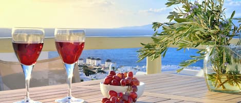 Superior-Zimmer, Balkon, Meerblick | Terrasse/Patio