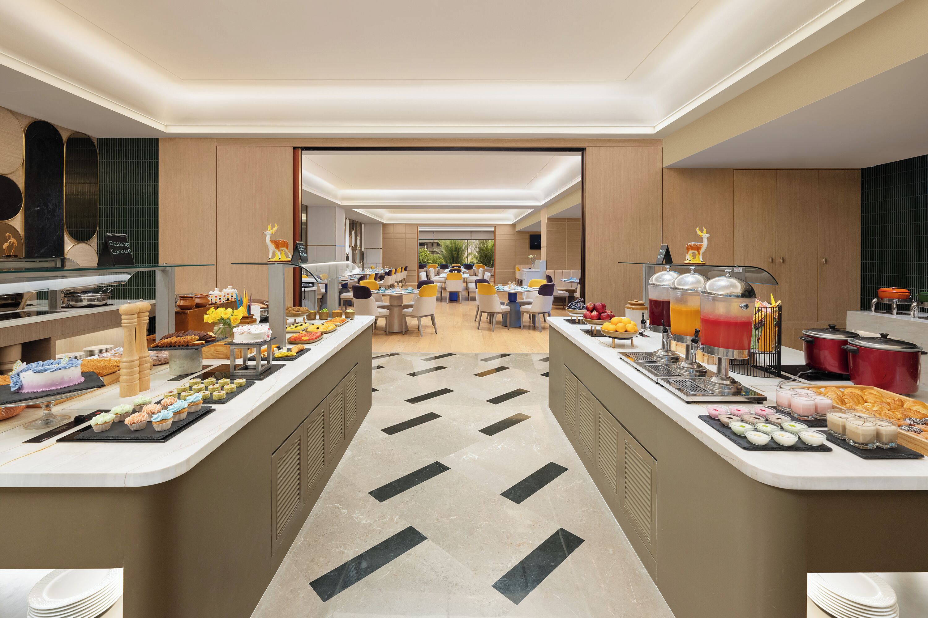 Daily buffet breakfast (INR 767 per person)