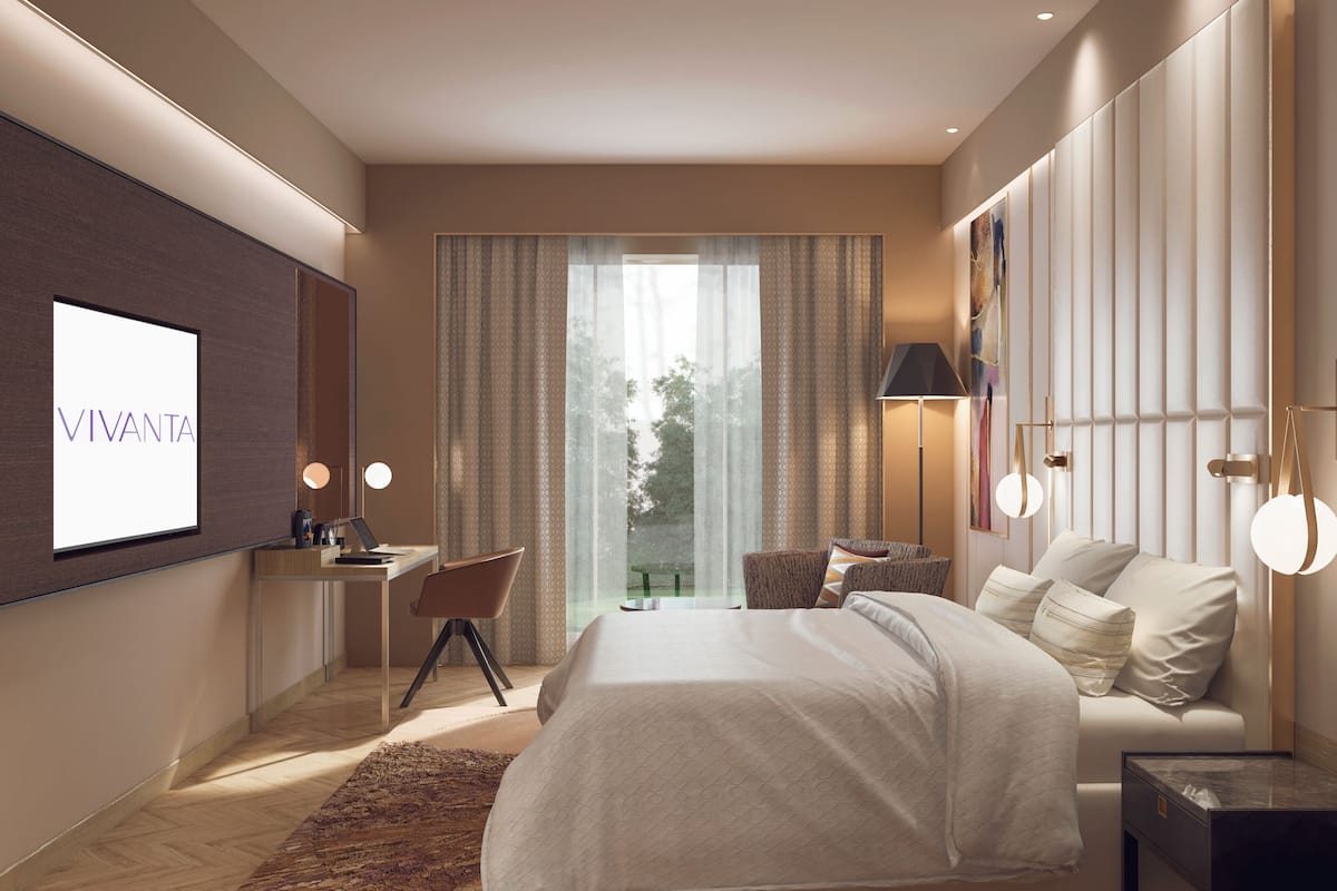 executive room, 1 king bed | minibar, in-room safe, desk, soundproofing