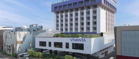 Fachada da propriedade