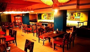 Restaurant - LA SARA GRAND (Bengaluru)