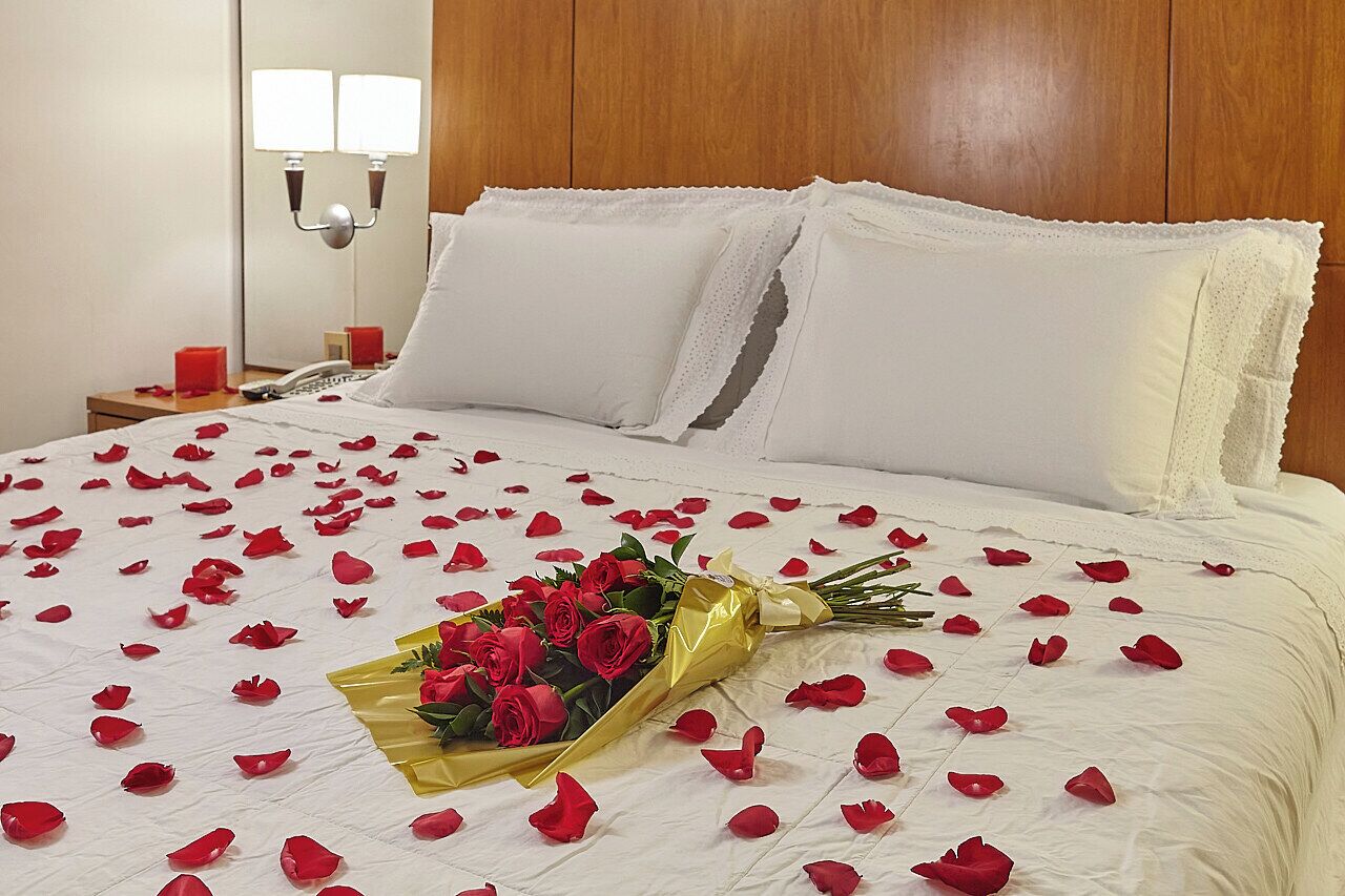 Minibar, in-room safe, desk, laptop workspace