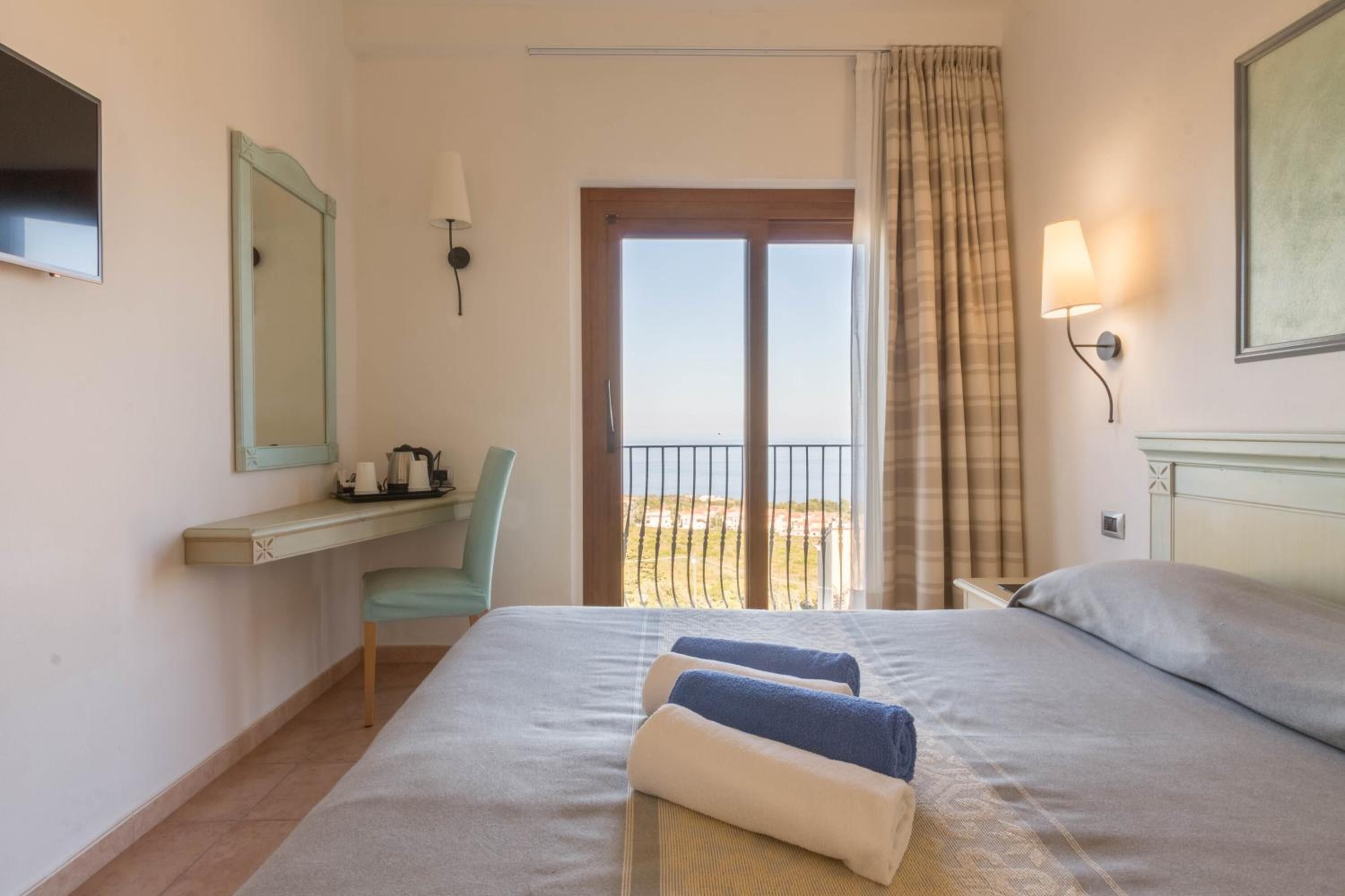 1 bedroom, premium bedding, down duvets, pillow-top beds