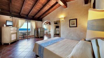 Allergikerbettwaren, Minibar, Zimmersafe, Schreibtisch