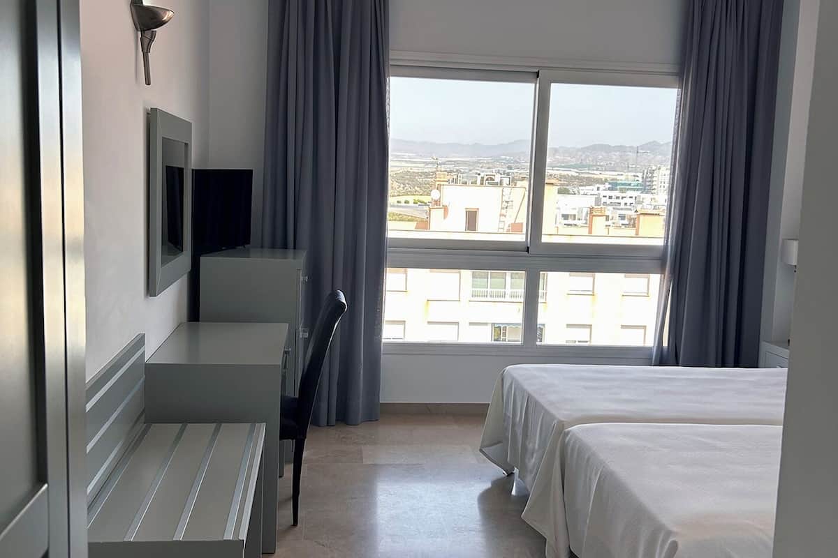 1 bedroom, in-room safe, desk, blackout curtains