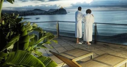 Senator Águilas Hotel