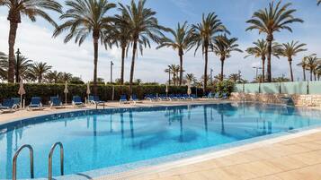 Kolam renang terbuka, payung kolam, kerusi lepak pantai