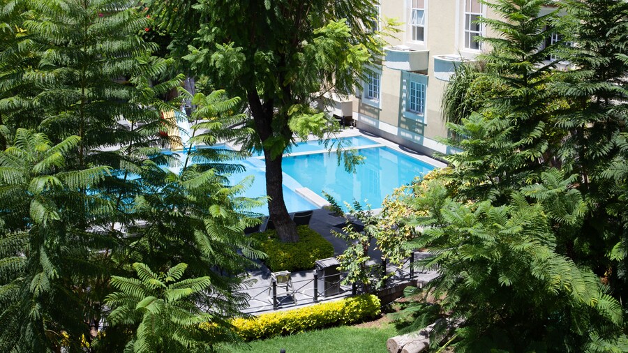 Plaza Camelinas Hotel