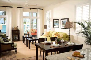 Living room - Cape Eleuthera Resort & Marina (Freetown)