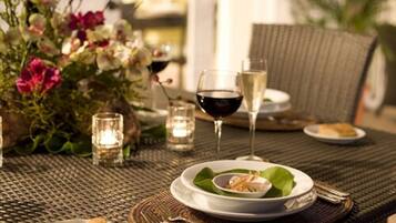 Villa, 2 habitaciones | Ropa de cama de alta calidad y caja de seguridad en la habitación