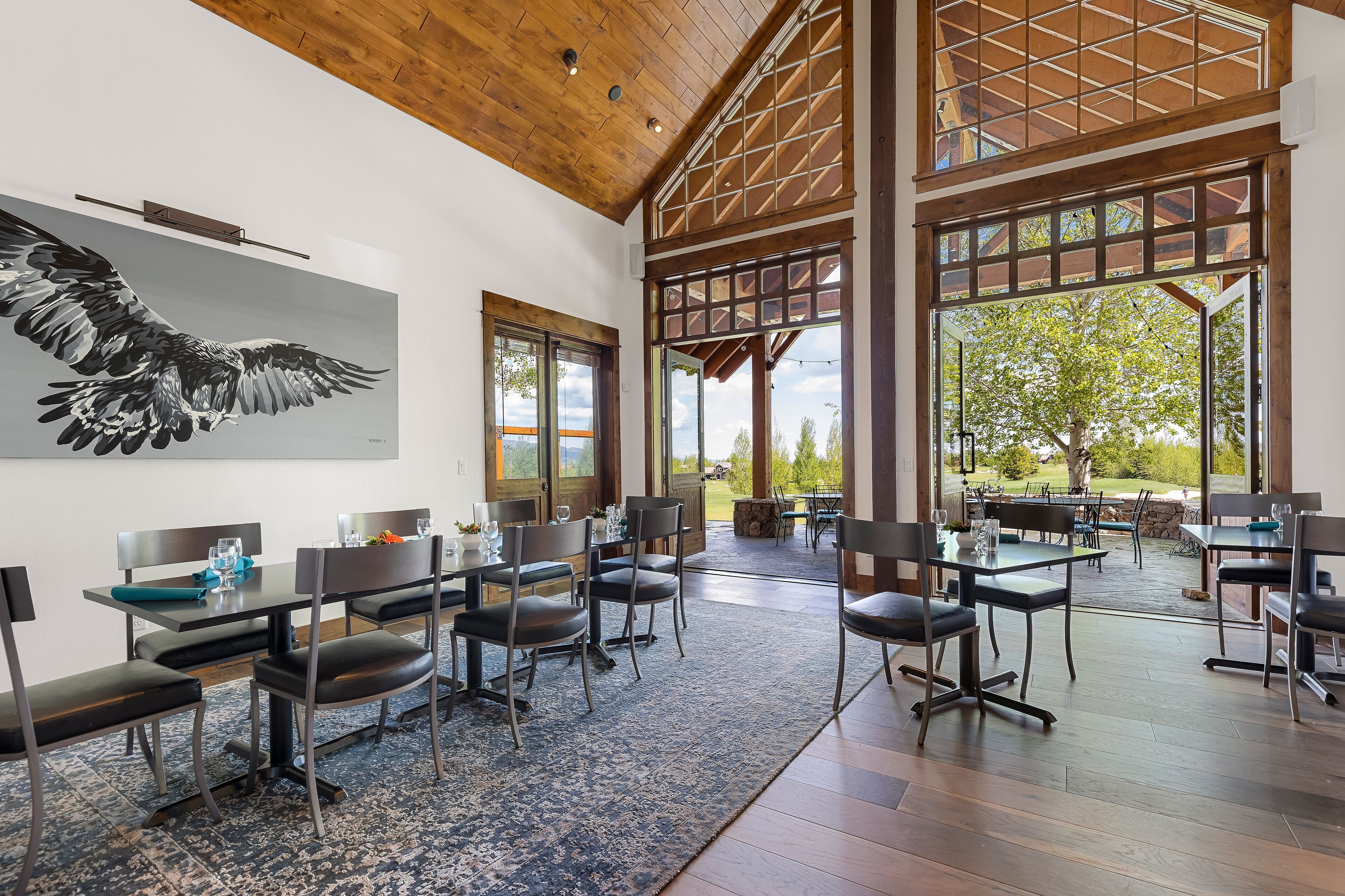 lunch, dinner served; american cuisine, golf course views