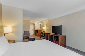 1 chambre, fer et planche à repasser, lit de bébé (gratuit)