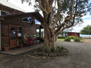 Reception - Cabanas y Piscina Rucamalen (Puerto Varas)