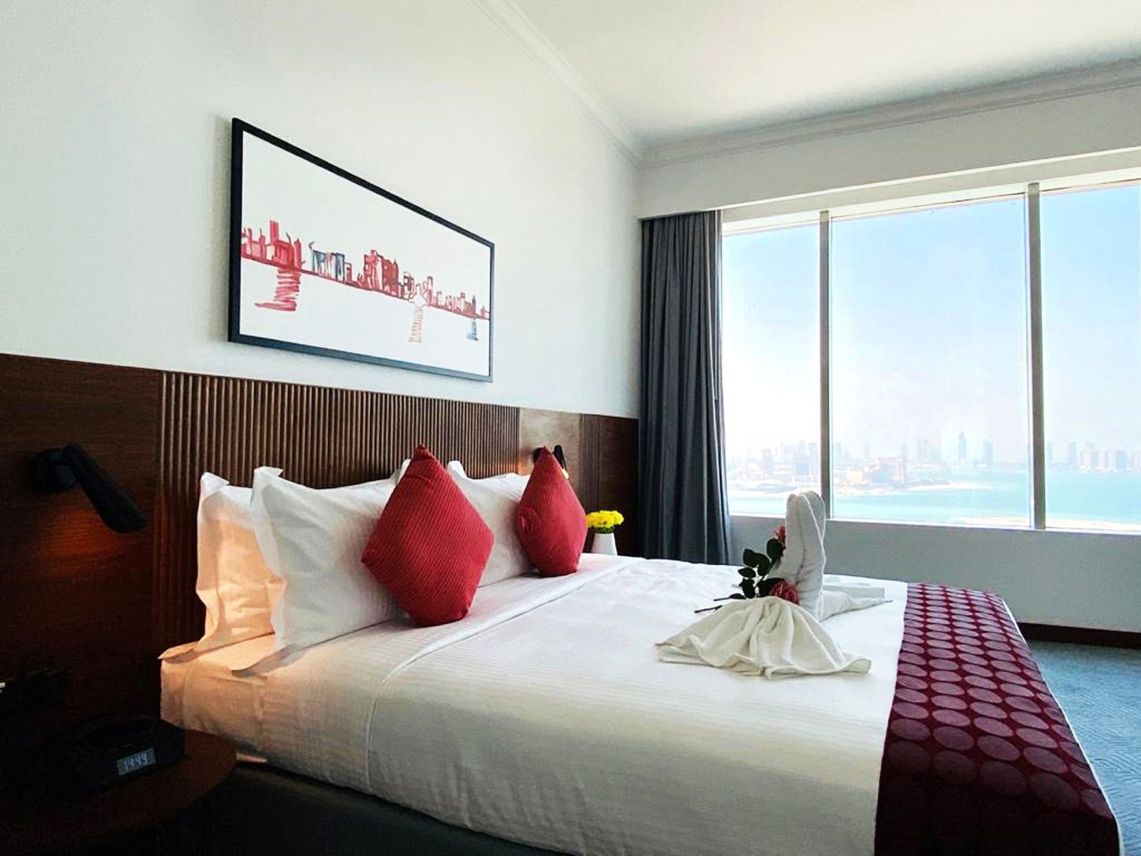 Hypo-allergenic bedding, pillowtop beds, in-room safe
