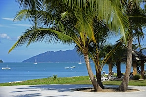 Private beach, sun-loungers, beach towels