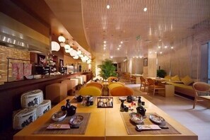 4 من المطاعم، تقديم الإفطار