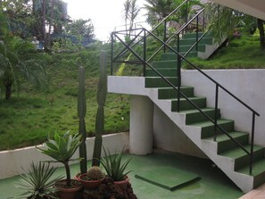 Staircase - Pacifico Lunada (Manuel Antonio)
