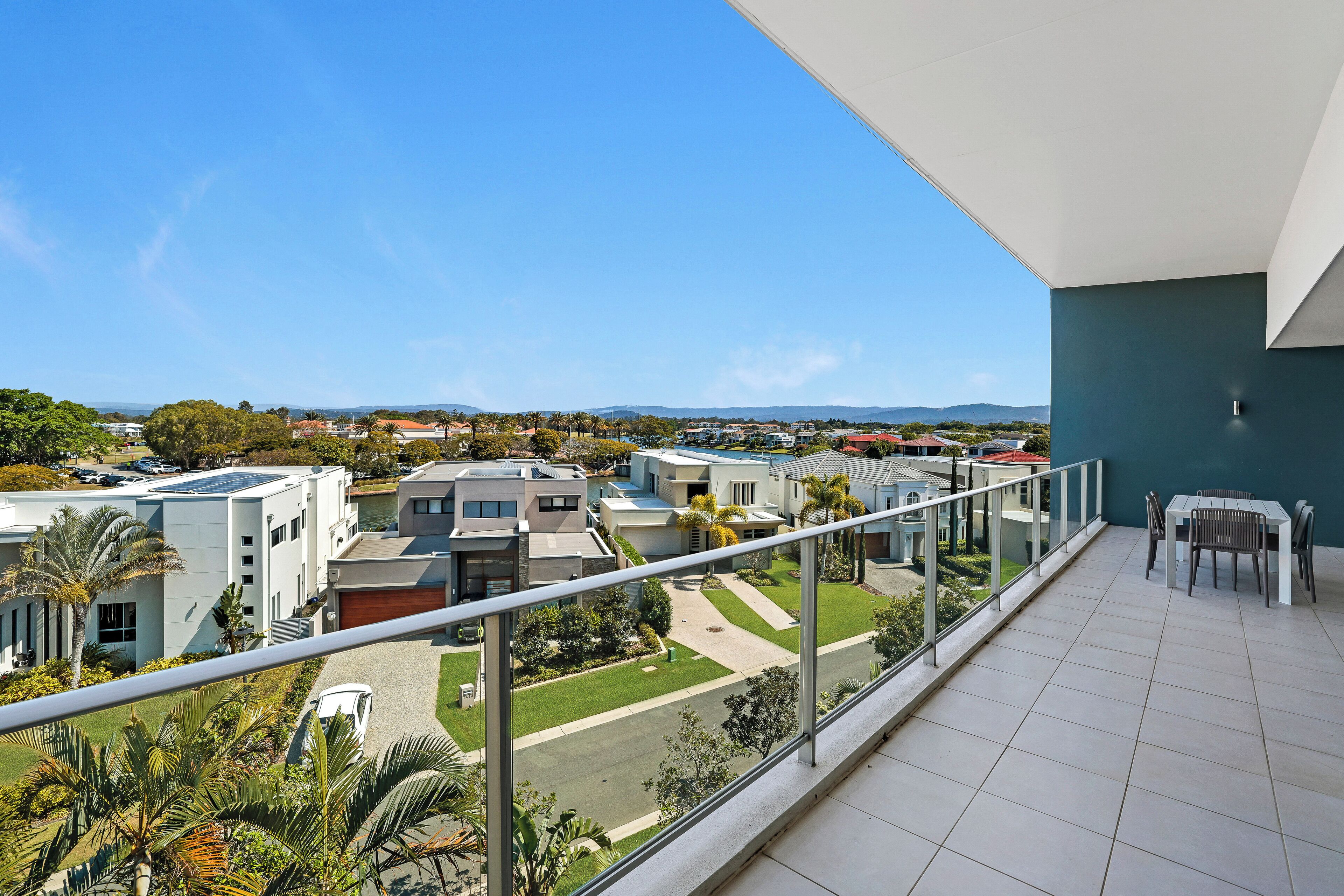 Blackout curtains, iron/ironing board, free WiFi