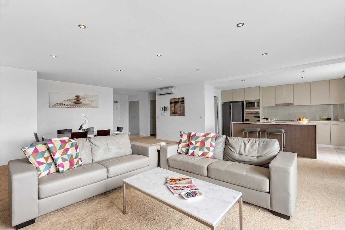 Family Apartment, 4 Bedrooms, Lake View | Living area | Flat-screen TV