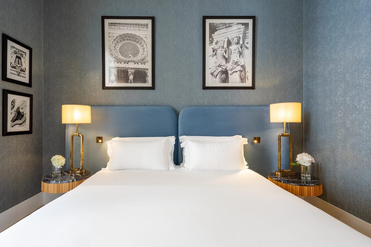 Hypo-allergenic bedding available, minibar, in-room safe, desk