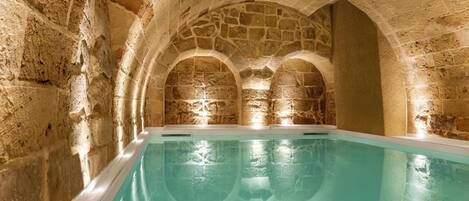 Sauna, Turkish bath, body treatments, hydrotherapy, aromatherapy
