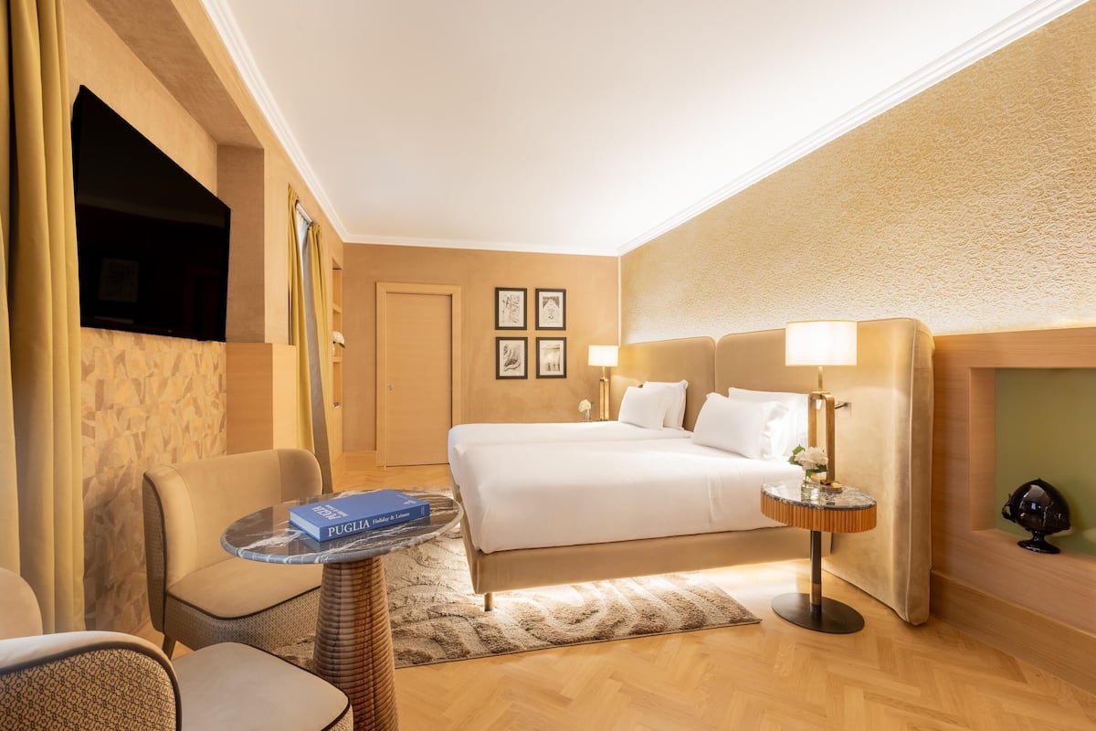 Hypo-allergenic bedding available, minibar, in-room safe, desk