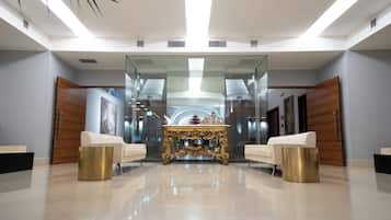 Sala de estar en el lobby