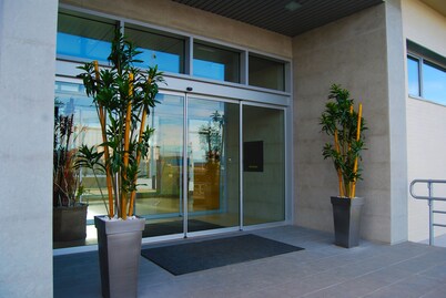 Ath Hotelandgo Arasur