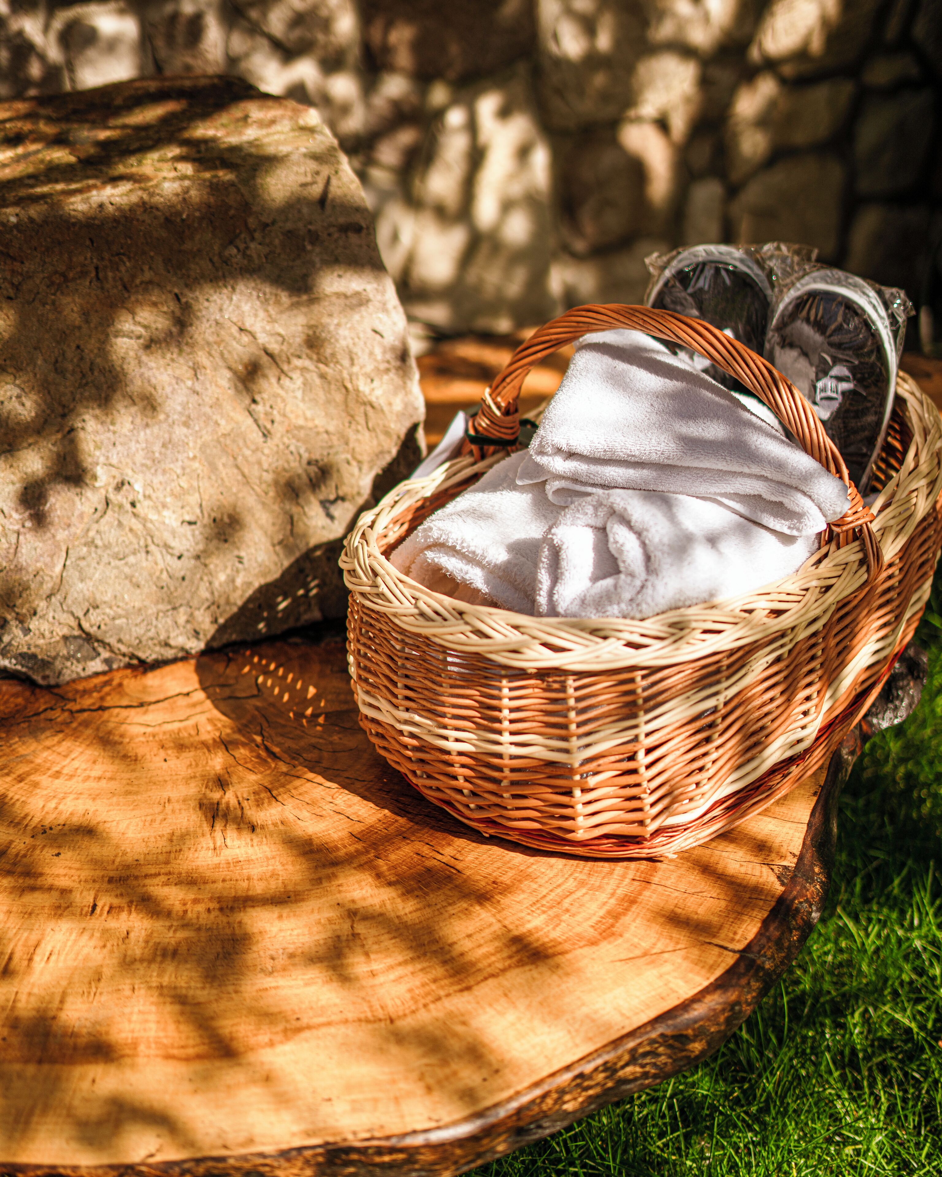 sauna, steam room, turkish bath/hammam, body treatments