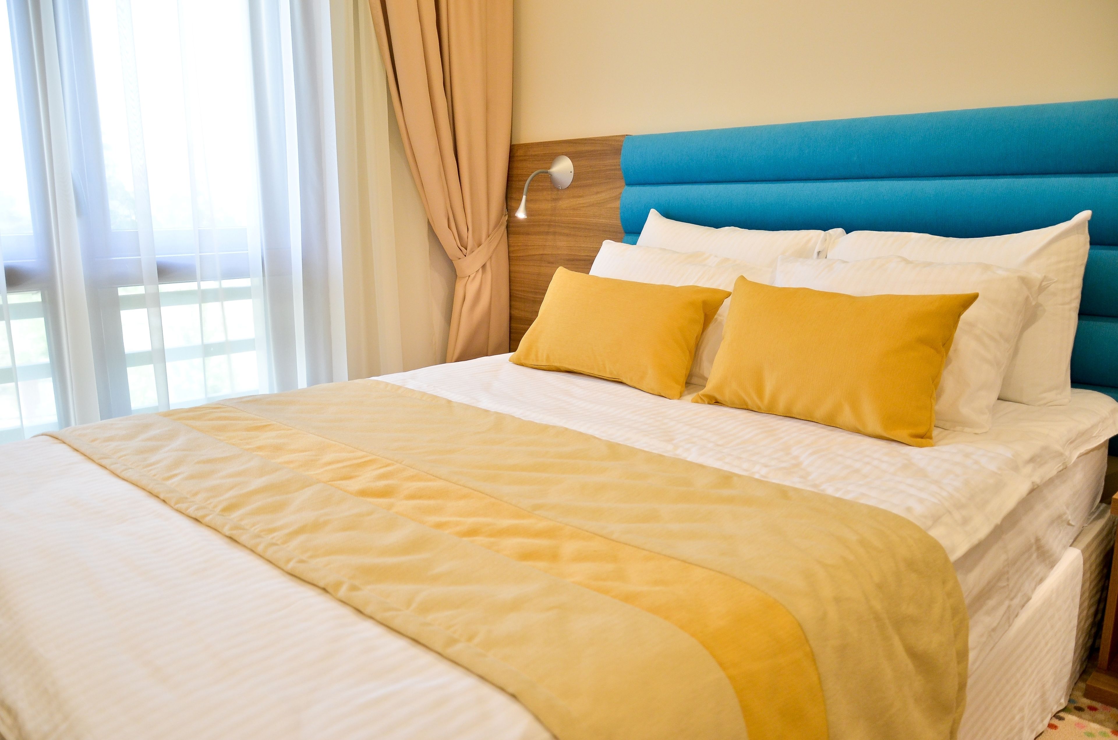 single room | select comfort beds, minibar, in-room safe, desk