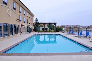 Seasonal outdoor pool