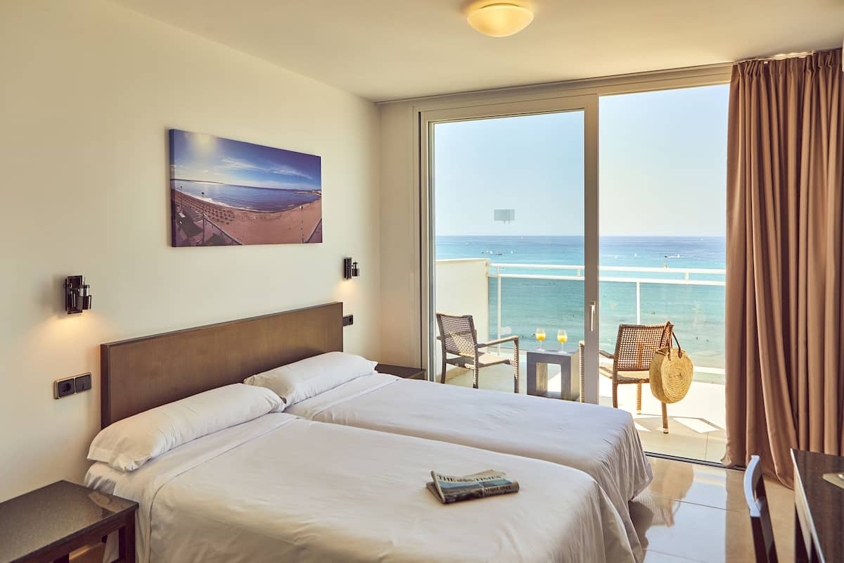 desk, blackout curtains, free wifi, bed sheets