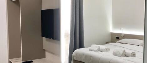 Minibar, in-room safe, desk, laptop workspace