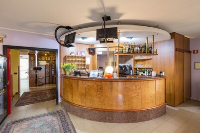 Roy Hotel