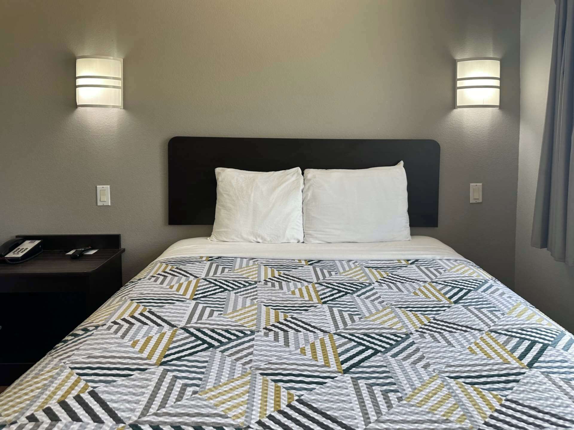 Wi-fi (inkludert) og sengetøy