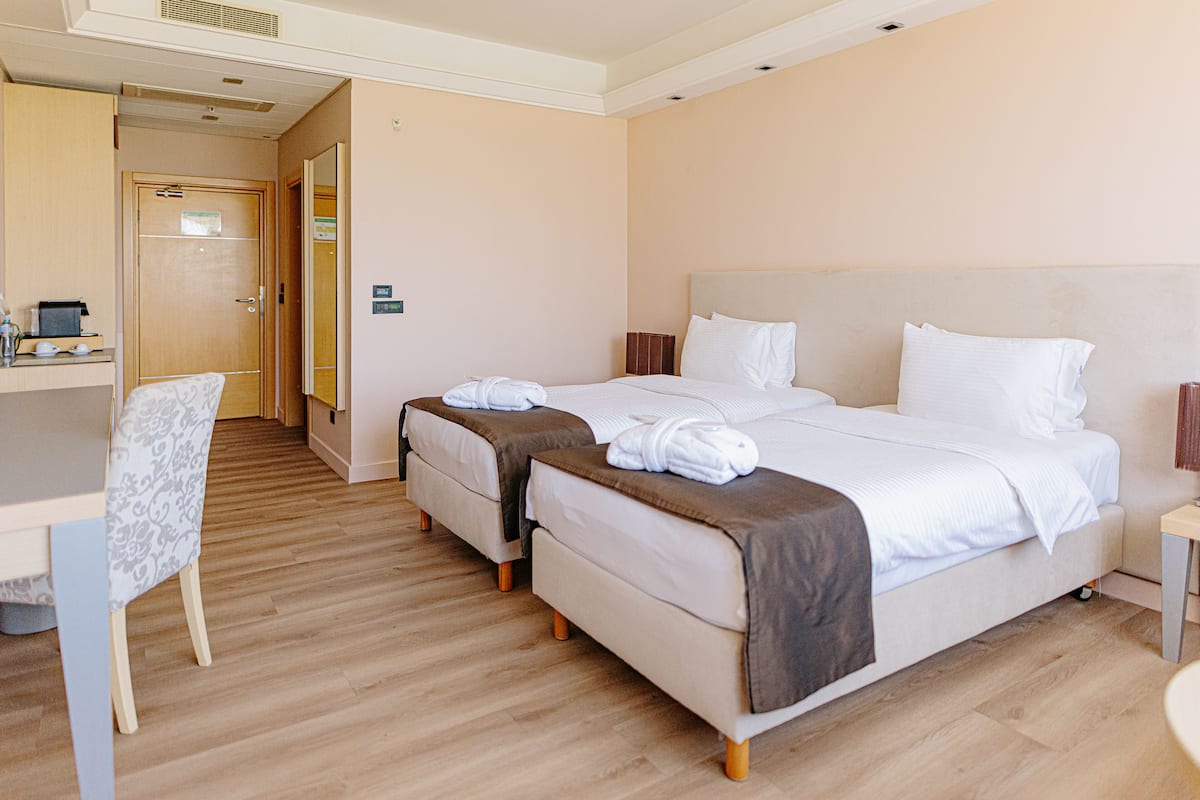 Biancheria da letto ipoallergenica, minibar, una cassaforte in camera