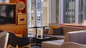 Lobby sitting area - Holiday Inn Belgrade by IHG (Belgrade)