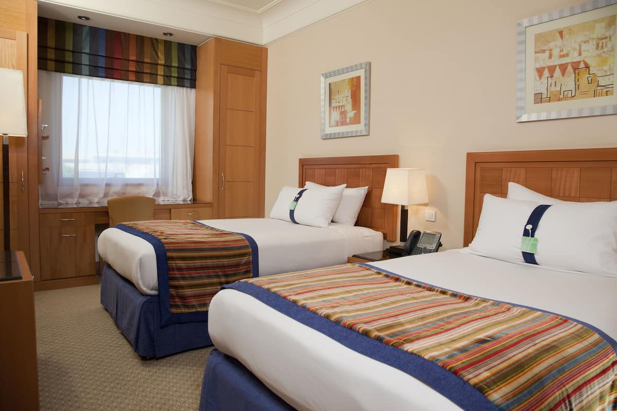 1 bedroom, Frette Italian sheets, premium bedding, down duvets